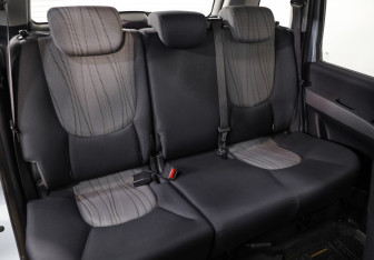 Подержанный автомобиль Hyundai Matrix 2008 года (20 фото)