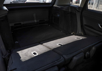 Подержанный автомобиль Land Rover Range Rover Evoque 2018 года (28 фото)