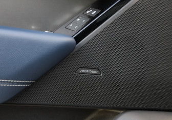 Подержанный автомобиль Land Rover Range Rover Velar 2019 года (31 фото)