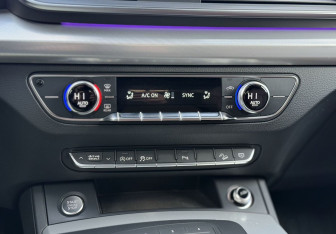 Подержанный автомобиль Audi Q5 2017 года (13 фото)