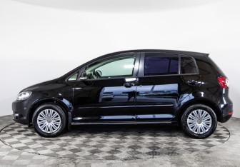 Подержанный автомобиль Volkswagen Golf Plus 2012 года (8 фото)