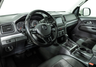 Подержанный автомобиль Volkswagen Amarok 2018 года (11 фото)