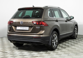 Подержанный автомобиль Volkswagen Tiguan 2017 года (5 фото)