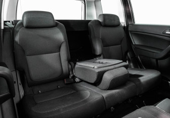 Подержанный автомобиль Skoda Yeti 2014 года (18 фото)