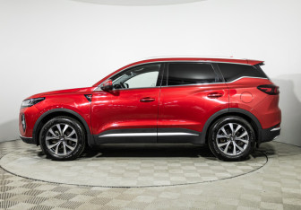 Подержанный автомобиль Chery Tiggo 7 Pro Max 2022 года (8 фото)