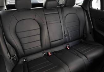 Подержанный автомобиль Mercedes-Benz GLC Coupe 2019 года (28 фото)