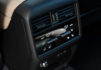 Новый Porsche Cayenne 2026 (15 фото)