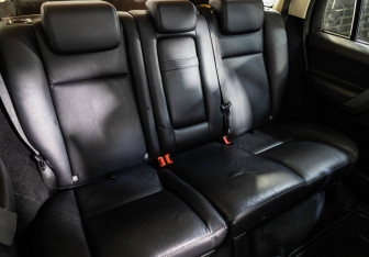 Подержанный автомобиль Land Rover Freelander 2010 года (22 фото)