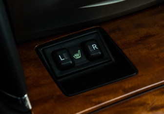 Подержанный автомобиль Toyota Camry Sedan 2011 года (14 фото)