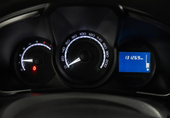 Подержанный автомобиль LADA (ВАЗ) XRAY 2016 года (18 фото)