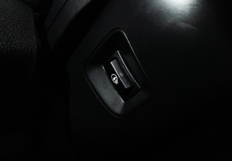 Подержанный автомобиль BMW X1 2016 года (19 фото)