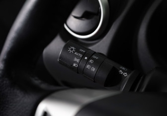 Подержанный автомобиль Nissan Qashqai 2011 года (16 фото)