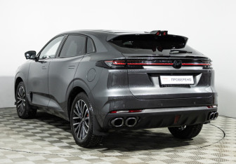 Подержанный автомобиль Changan UNI-K 2023 года (7 фото)