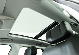 Подержанный автомобиль Jaecoo J7 2023 года (18 фото)