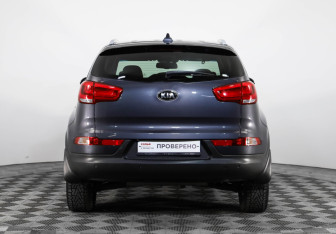 Подержанный автомобиль Kia Sportage 2014 года (6 фото)