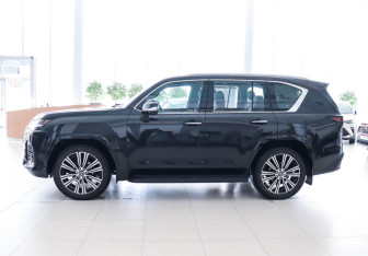 Новый Lexus LX 2023 (7 фото)