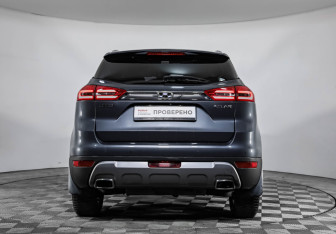 Подержанный автомобиль Geely Atlas 2021 года (6 фото)