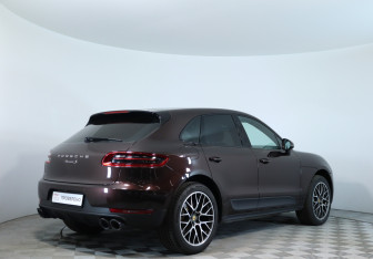 Подержанный автомобиль Porsche Macan 2016 года (5 фото)