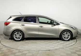 Подержанный автомобиль Kia Ceed Wagon 2014 года (4 фото)