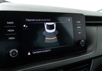 Подержанный автомобиль Skoda Rapid Liftback 2021 года (15 фото)