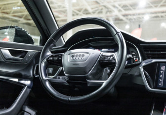 Подержанный автомобиль Audi A6 Wagon 2019 года (19 фото)