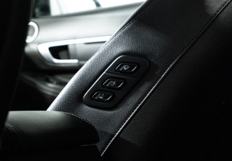 Подержанный автомобиль Hyundai Sonata 2019 года (16 фото)