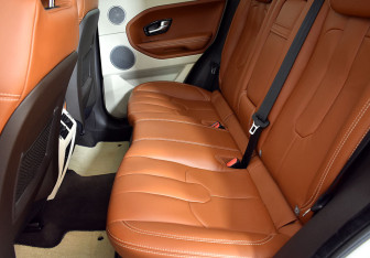 Подержанный автомобиль Land Rover Range Rover Evoque 2012 года (9 фото)