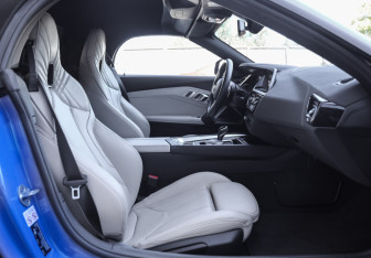 Подержанный автомобиль BMW Z4 Roadster 2020 года (34 фото)