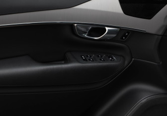 Подержанный автомобиль Volvo XC90 2019 года (22 фото)