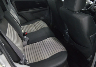 Подержанный автомобиль Suzuki SX4 Hatchback 2010 года (13 фото)