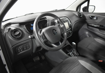 Подержанный автомобиль Renault Kaptur 2016 года (9 фото)