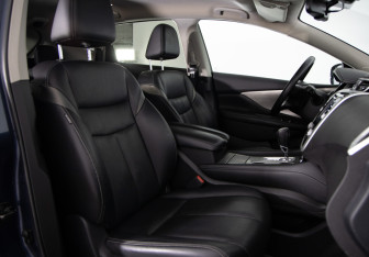 Подержанный автомобиль Nissan Murano Suv 2019 года (11 фото)