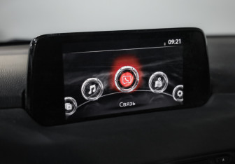 Подержанный автомобиль Mazda CX-5 2018 года (14 фото)