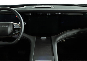 Подержанный автомобиль Exeed VX 2024 года (14 фото)