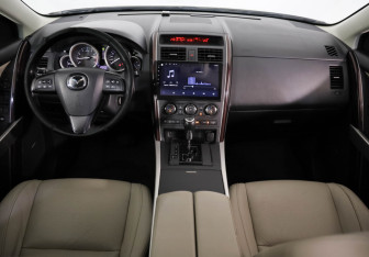Подержанный автомобиль Mazda CX-9 2012 года (9 фото)