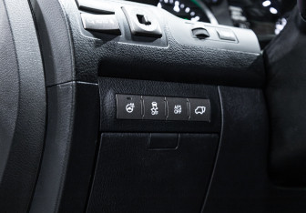 Подержанный автомобиль Lexus LX 2013 года (20 фото)