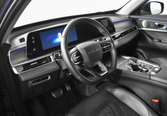 Подержанный автомобиль Chery Tiggo 8 Pro Max 2024 года (9 фото)