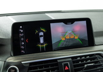 Подержанный автомобиль BMW X3 2018 года (18 фото)