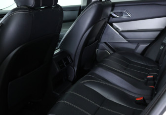 Подержанный автомобиль Land Rover Range Rover Velar 2017 года (17 фото)