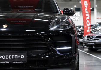 Подержанный автомобиль Porsche Macan 2020 года (4 фото)