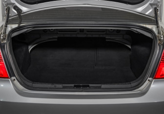 Подержанный автомобиль Ford Focus Sedan 2009 года (25 фото)