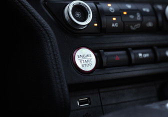 Подержанный автомобиль Ford Mustang Coupe 2020 года (31 фото)