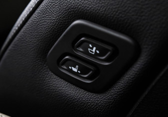 Подержанный автомобиль Kia Carnival 2021 года (31 фото)