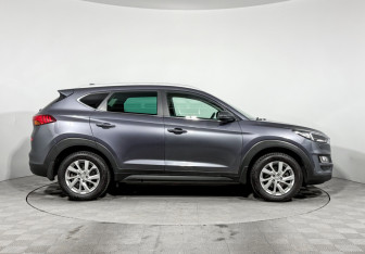 Подержанный автомобиль Hyundai Tucson 2019 года (4 фото)
