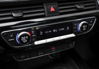 Подержанный автомобиль Audi A5 Coupe 2019 года (19 фото)