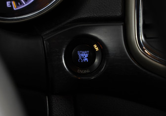 Подержанный автомобиль Jeep Grand Cherokee 2013 года (14 фото)