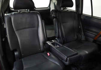 Подержанный автомобиль Toyota Highlander 2011 года (24 фото)
