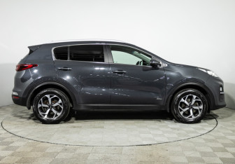 Подержанный автомобиль Kia Sportage 2021 года (4 фото)