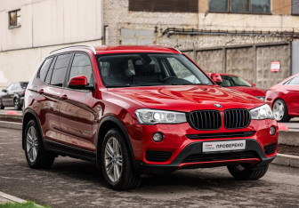Подержанный автомобиль BMW X3 2017 года (5 фото)