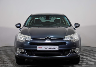Подержанный автомобиль Citroen C5 Sedan 2010 года (2 фото)